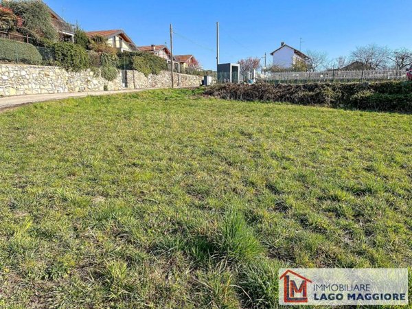 terreno edificabile in vendita ad Invorio