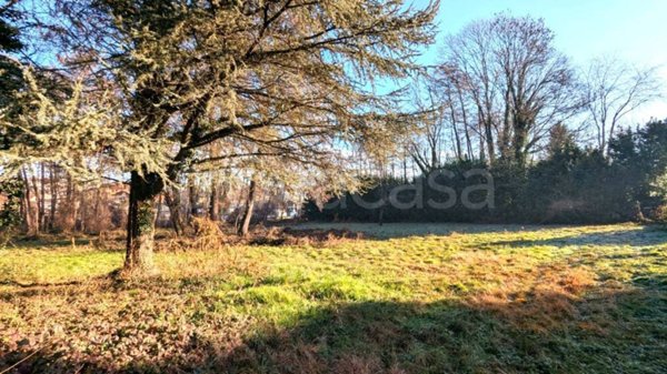 terreno agricolo in vendita ad Invorio