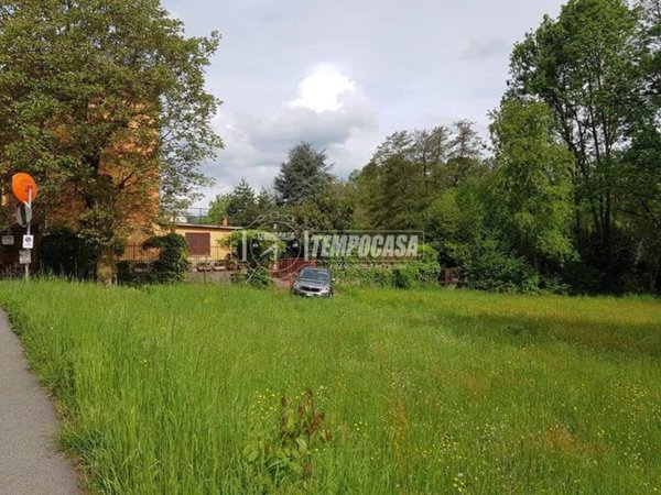 terreno edificabile in vendita ad Invorio