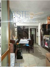 casa indipendente in vendita ad Invorio