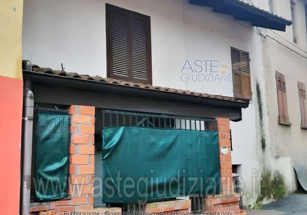 appartamento in vendita ad Invorio in zona Mornerona