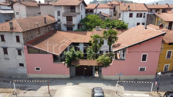 casa indipendente in vendita ad Invorio