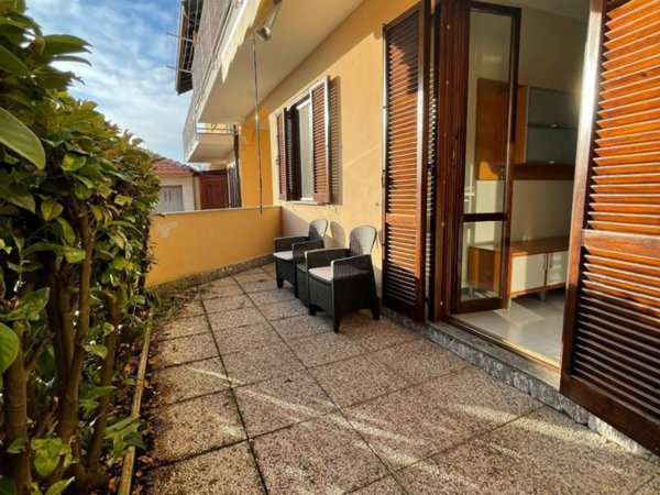 appartamento in vendita ad Invorio in zona Talonno