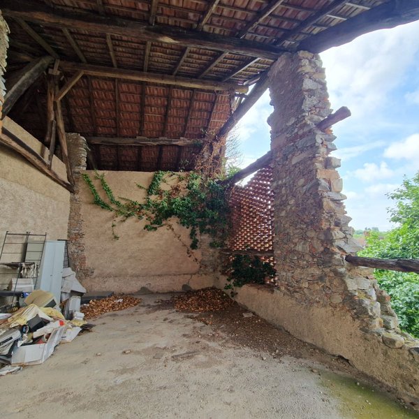 esavano in vendita ad Invorio