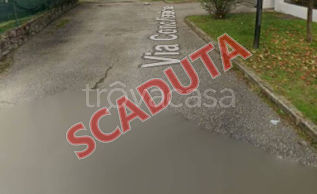 casa indipendente in vendita ad Invorio