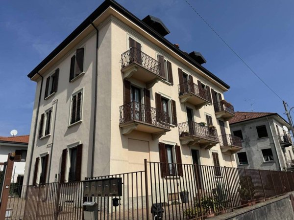 appartamento in vendita ad Invorio