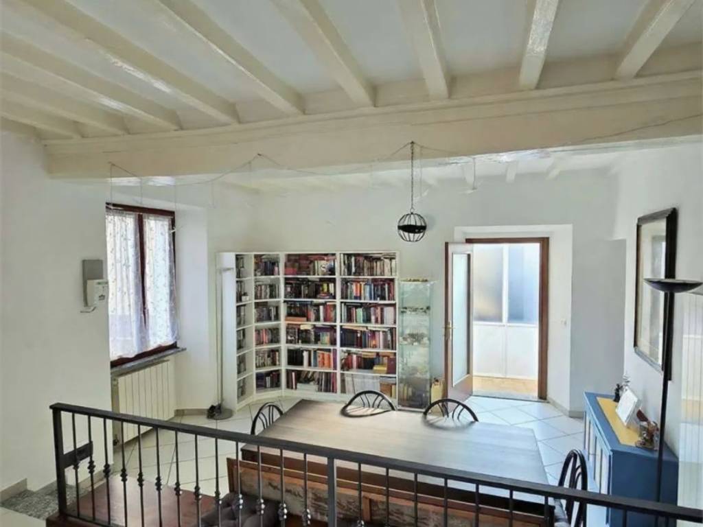 appartamento in vendita ad Invorio