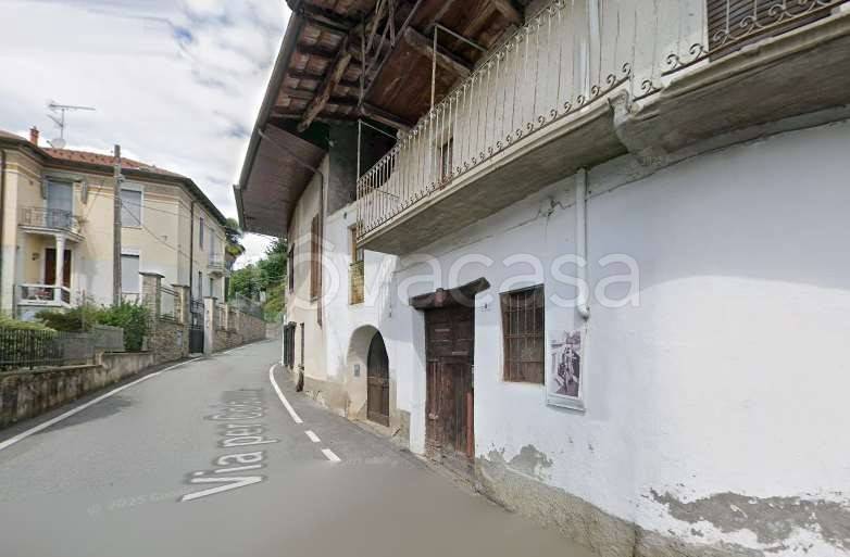 casa indipendente in vendita ad Invorio