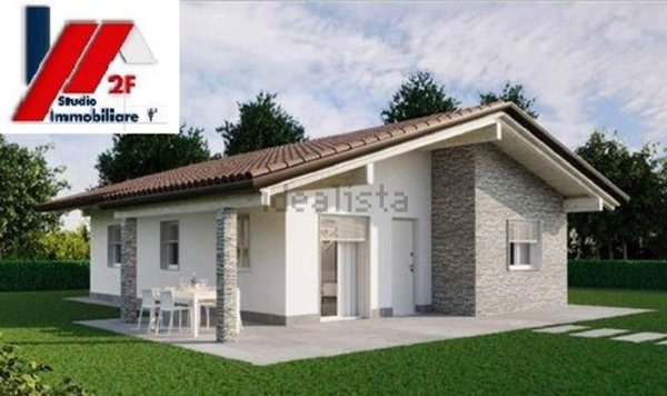 casa indipendente in vendita ad Invorio