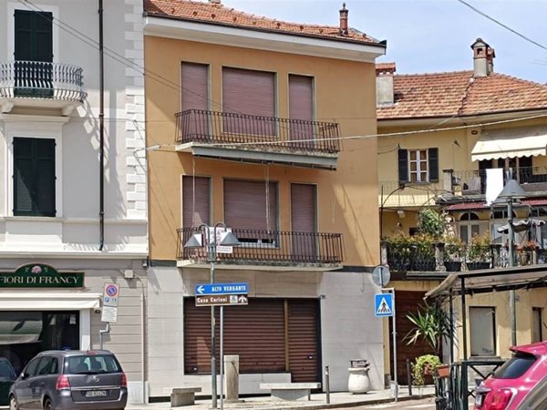 appartamento in vendita ad Invorio