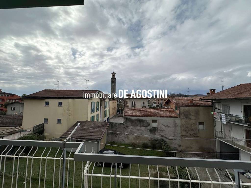 appartamento in vendita ad Invorio in zona Invorio Superiore