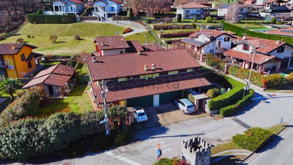 casa indipendente in vendita ad Invorio