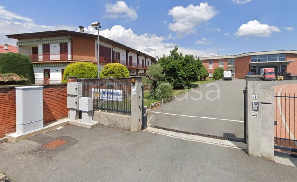 appartamento in vendita ad Invorio in zona Talonno