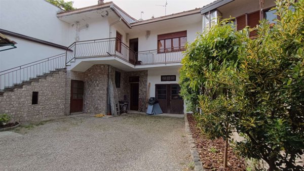appartamento in vendita ad Invorio