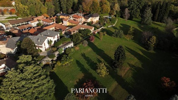 casa indipendente in vendita ad Invorio