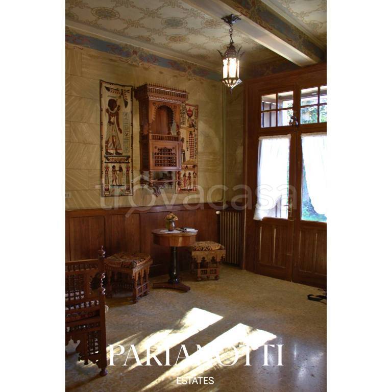 casa indipendente in vendita ad Invorio in zona Invorio Superiore