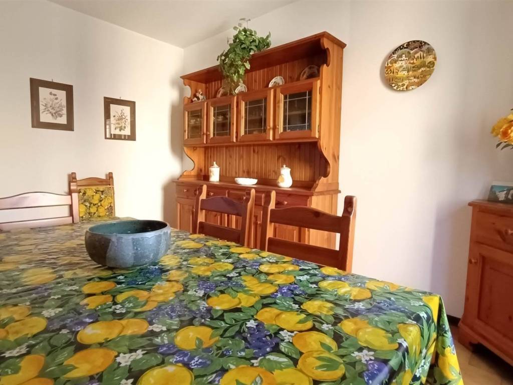 appartamento in vendita ad Invorio in zona Invorio Superiore