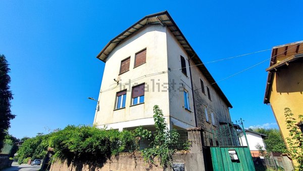 appartamento in vendita ad Invorio in zona Invorio Superiore