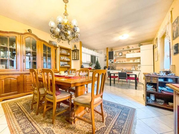 appartamento in vendita ad Invorio in zona Invorio Superiore