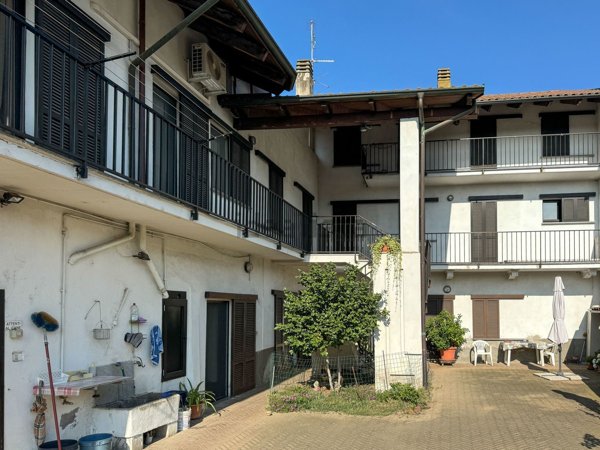 appartamento in vendita a Landiona