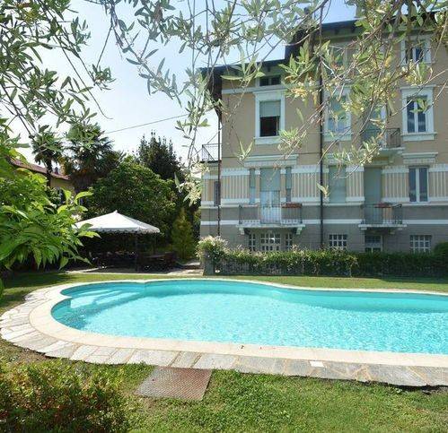 casa indipendente in vendita a Lesa