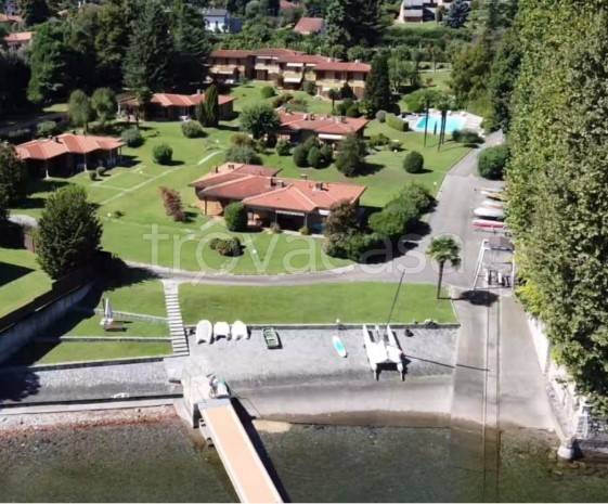 casa indipendente in vendita a Lesa