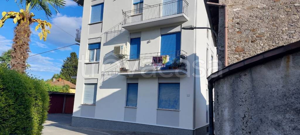 appartamento in vendita a Lesa
