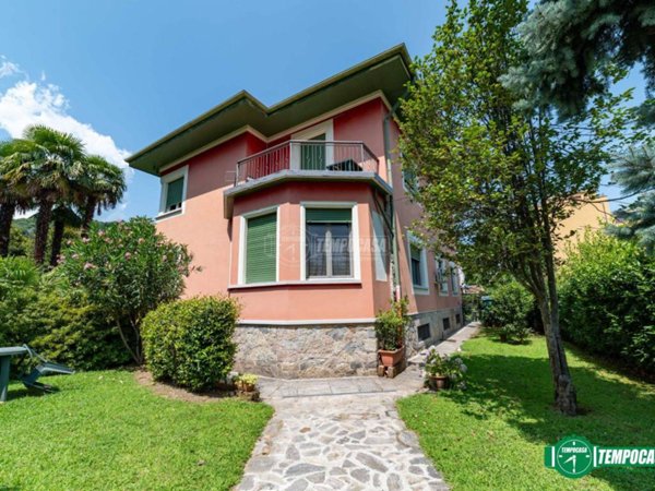 casa indipendente in vendita a Lesa
