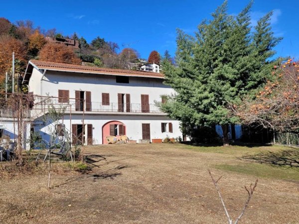 casa indipendente in vendita a Lesa
