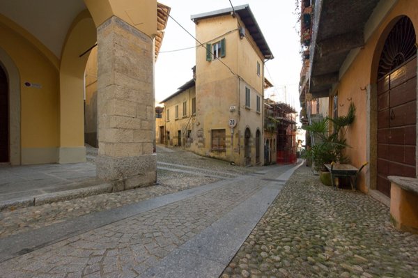 appartamento in vendita a Lesa
