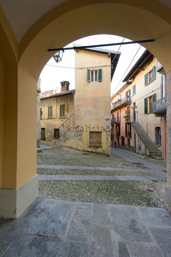 appartamento in vendita a Lesa