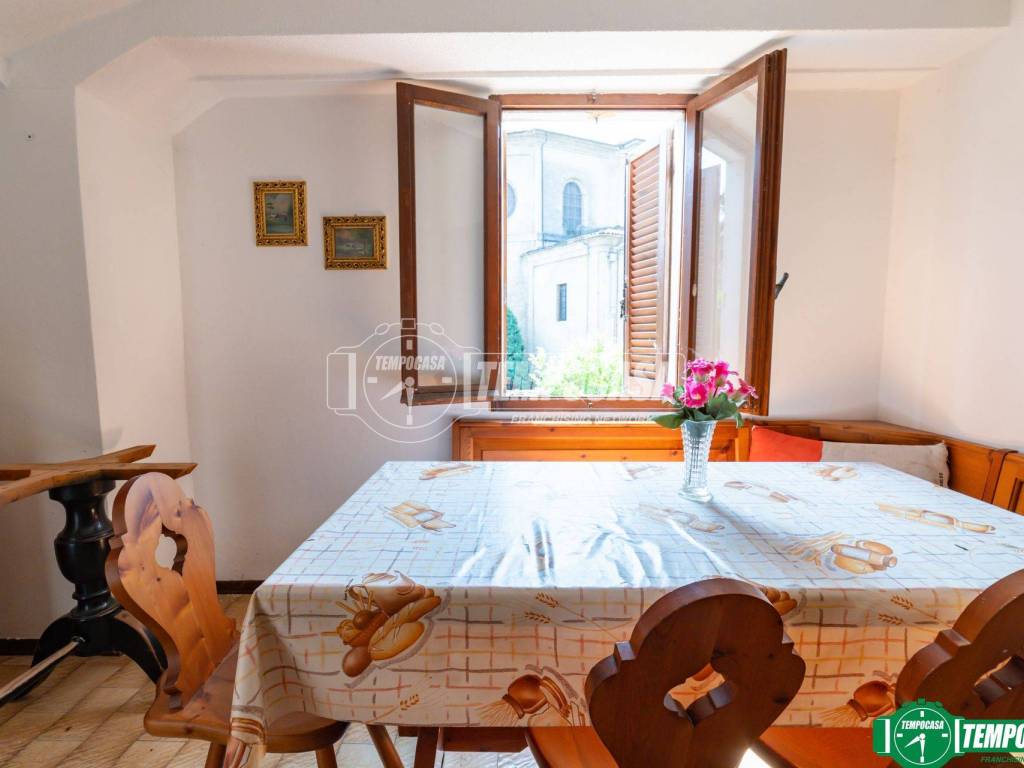 appartamento in vendita a Lesa