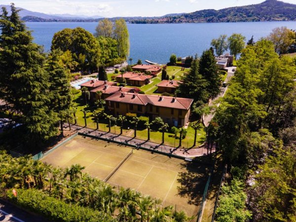 casa indipendente in vendita a Lesa