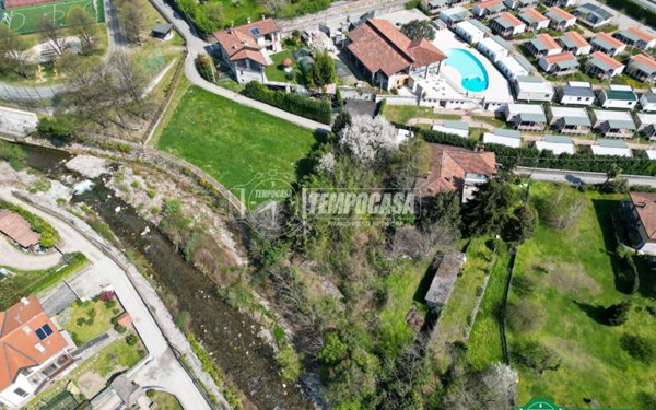 terreno edificabile in vendita a Lesa