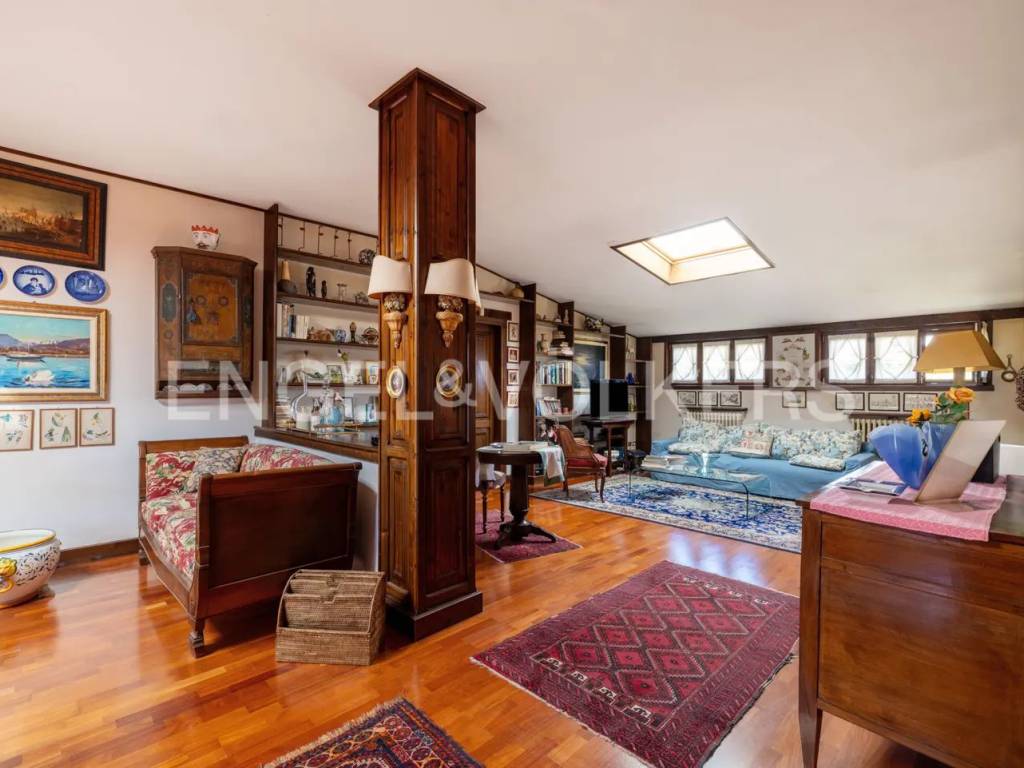 casa indipendente in vendita a Lesa