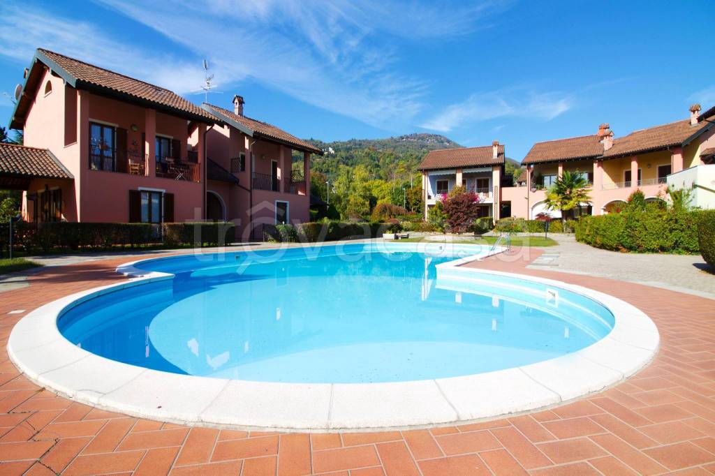 appartamento in vendita a Lesa