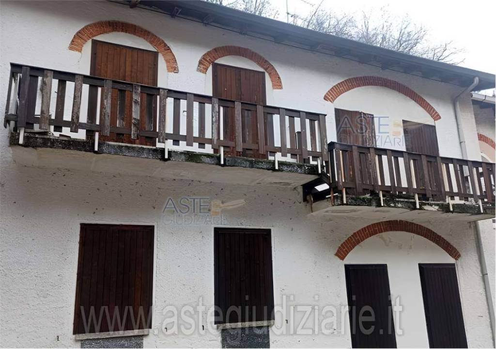 appartamento in vendita a Lesa