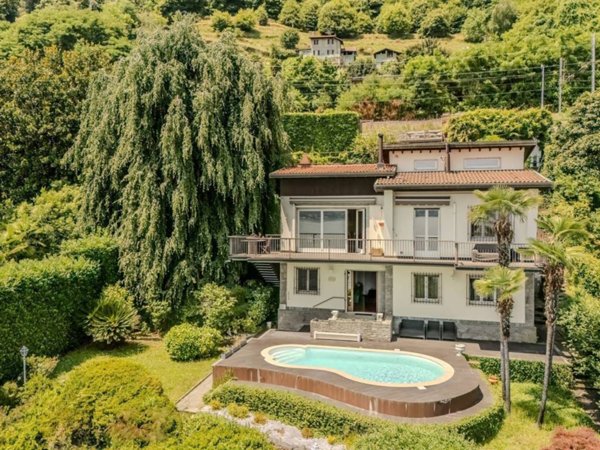 casa indipendente in vendita a Lesa