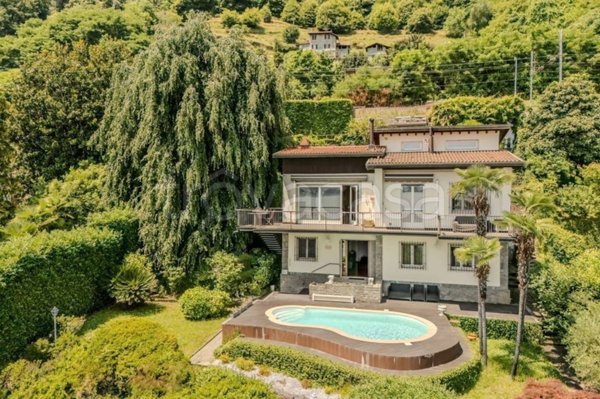 casa indipendente in vendita a Lesa