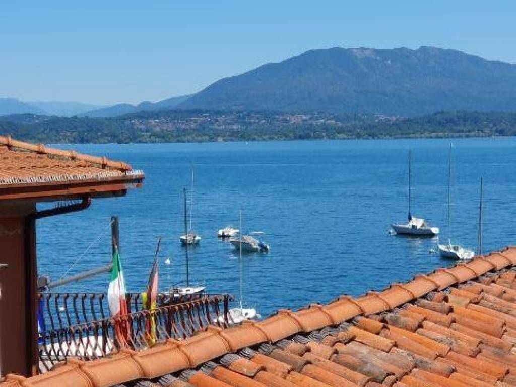 casa indipendente in vendita a Lesa