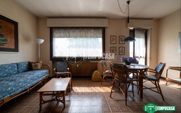 appartamento in vendita a Lesa in zona Solcio