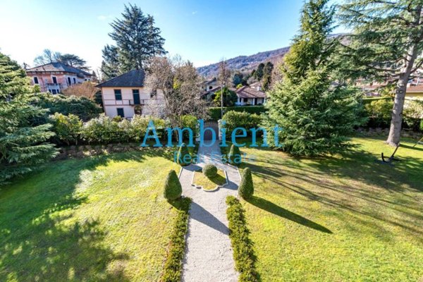 villa in vendita a Lesa