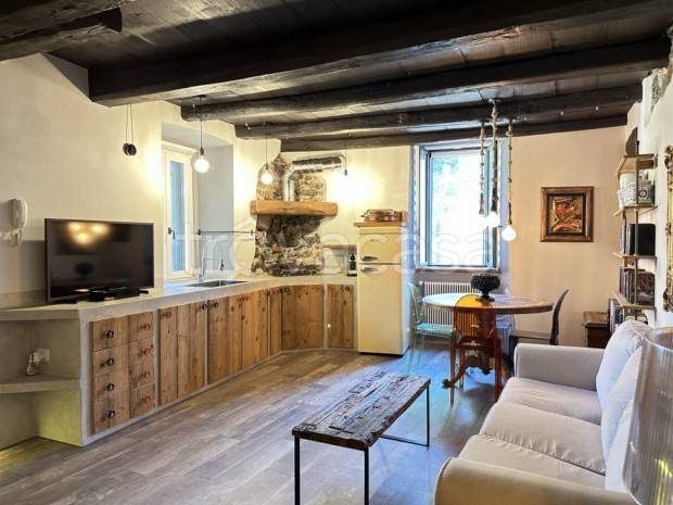 appartamento in vendita a Lesa