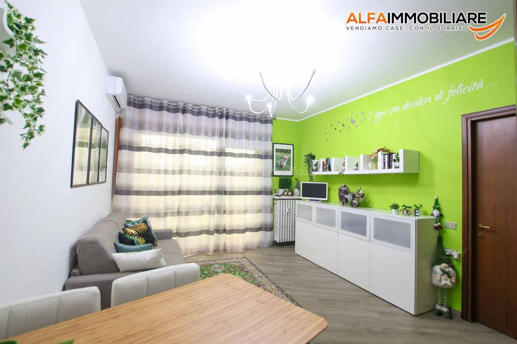 casa indipendente in vendita a Lesa