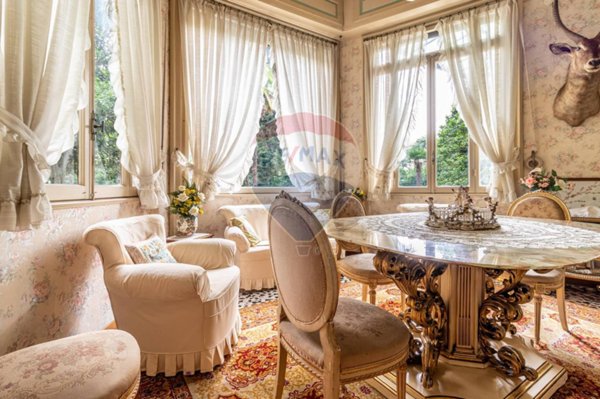 casa indipendente in vendita a Lesa