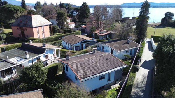 casa indipendente in vendita a Lesa