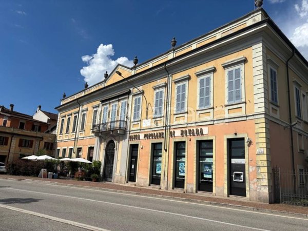 negozio in vendita a Lesa