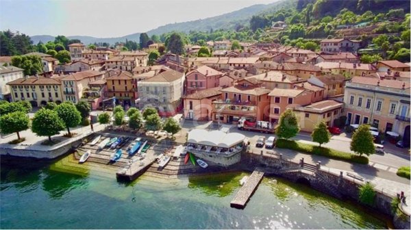 negozio in vendita a Lesa