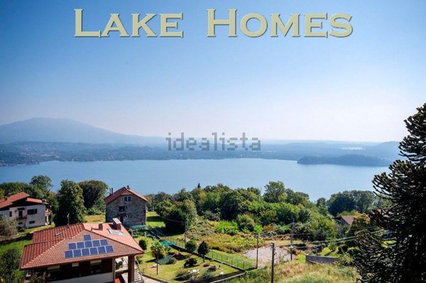 casa indipendente in vendita a Lesa in zona Calogna