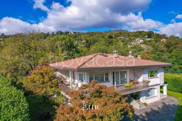 casa indipendente in vendita a Lesa